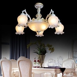 Lampadario classico retrò vintage in metallo bianco e oro