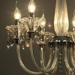 Lampadario rustico Lodge a 6 luci con paralume in vetro bianco