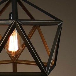 Lampadario rustico vintage in metallo stile lodge