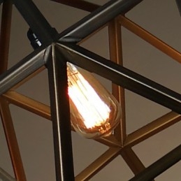 Lampadario rustico vintage in metallo stile lodge