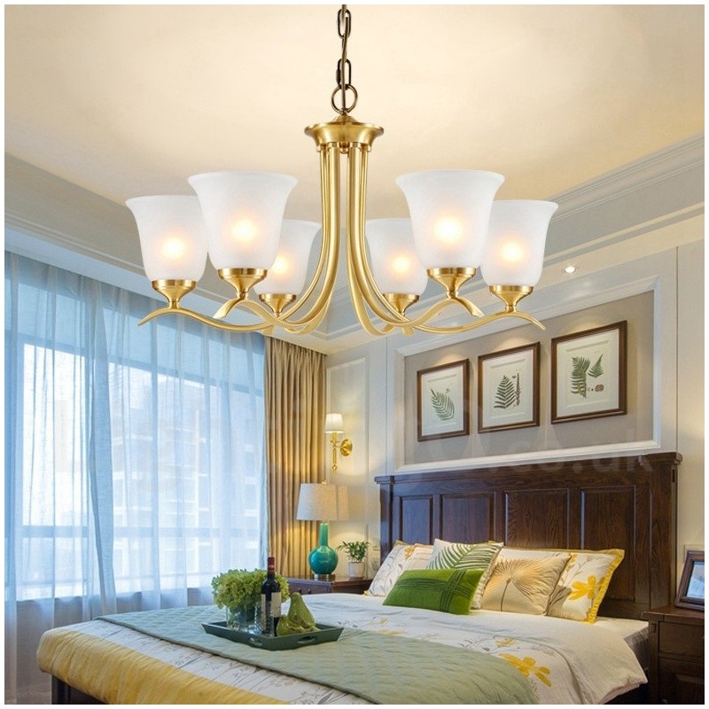 Lampadario a candela in ottone con paralumi in vetro, stile rustico retrò vintage