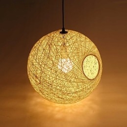 Lampadario a sospensione globo in rattan e canapa