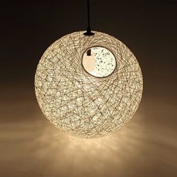 Lampadario a sospensione globo in rattan e canapa
