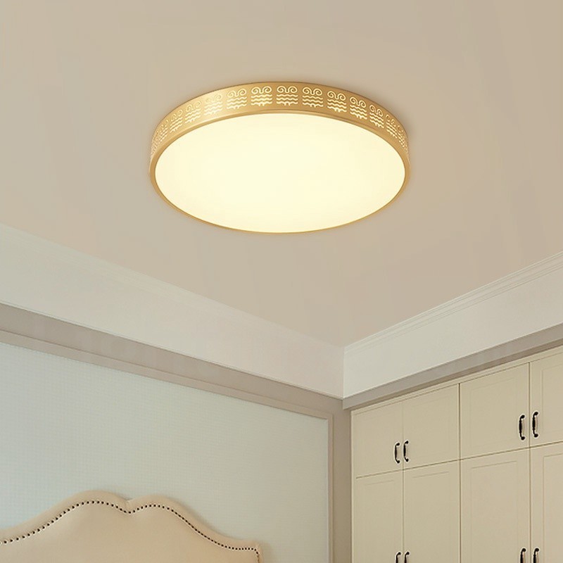 Plafoniera rotonda in ottone e acrilico, stile nordico moderno