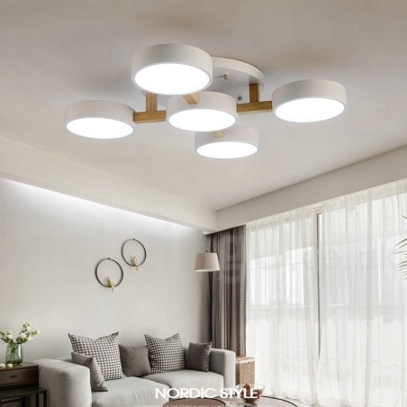 Lampadario moderno nordico in legno con paralume in acrilico