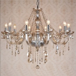 Lampadario grande in cristallo K9 con paralumi color cognac