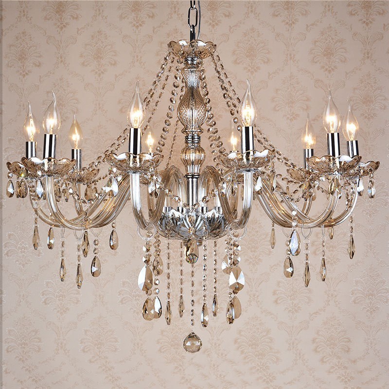 Lampadario grande in cristallo K9 con paralumi color cognac