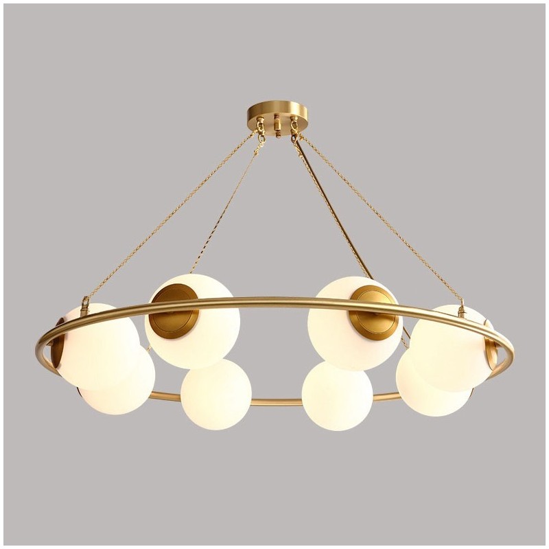 Lampadario rotondo rustico in ottone con paralumi bianchi e LED integrato