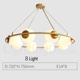 Lampadario rotondo rustico in ottone con paralumi bianchi e LED integrato