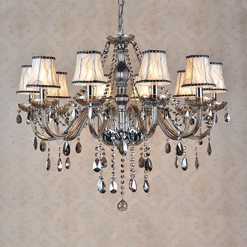 Lampadario di cristallo K9 grande con paralumi grigi