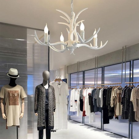 Lampadario rustico bianco a 4 luci con corna di cervo E14
