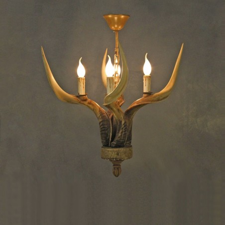 Lampadario rustico vintage a 4 luci con corna di cervo
