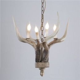 Lampadario rustico vintage a 4 luci con corna di cervo