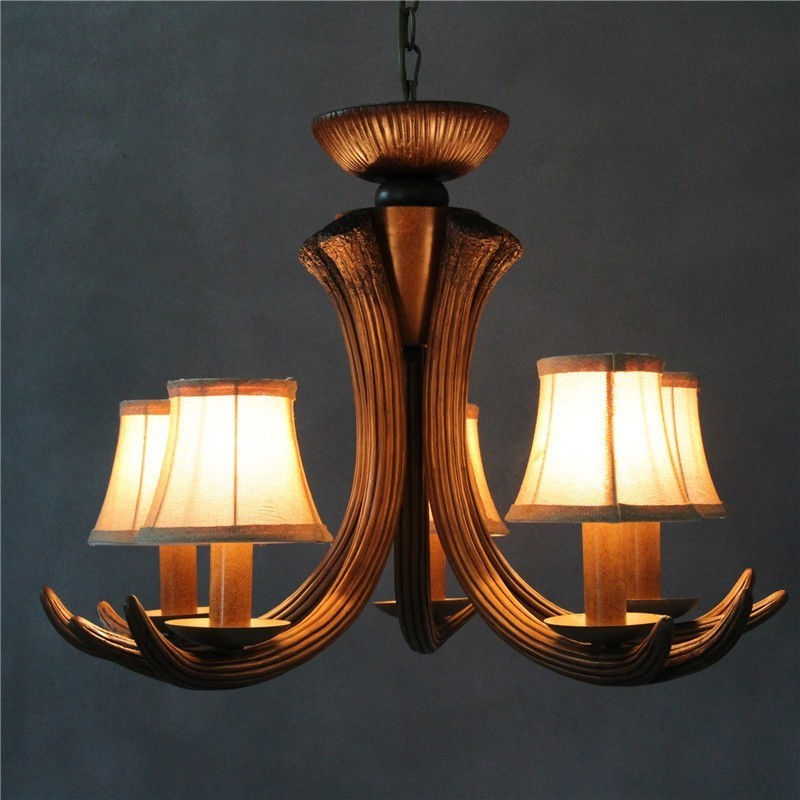 Lampadario rustico retrò antico a 5 luci con paralumi E14