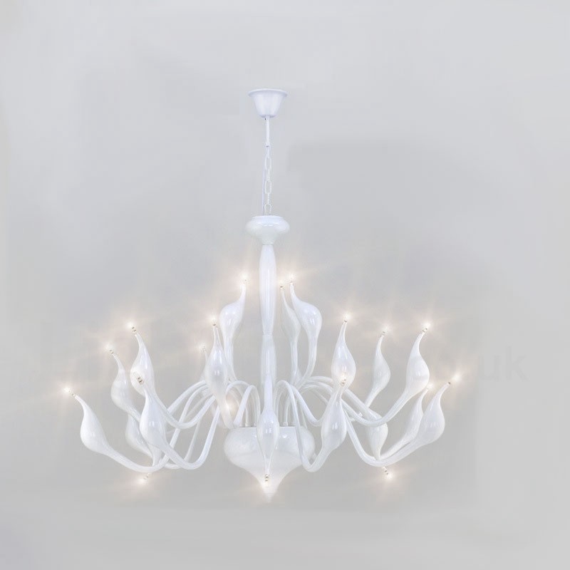 Lampadario moderno a cigno 24 luci G4 placcato bianco