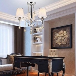 Lampadario contemporaneo in metallo cromato e cristallo
