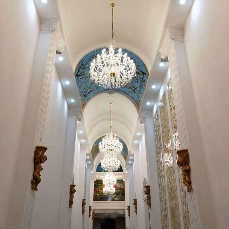 Lampadario in cristallo europeo a 32 luci, lampada da soffitto decorativa di lusso