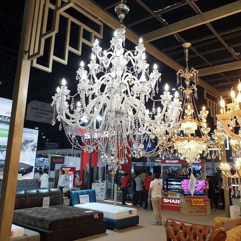 Lampadario in cristallo europeo a 32 luci, lampada da soffitto decorativa di lusso
