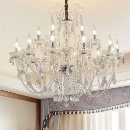 Grande lampadario europeo in cristallo bianco