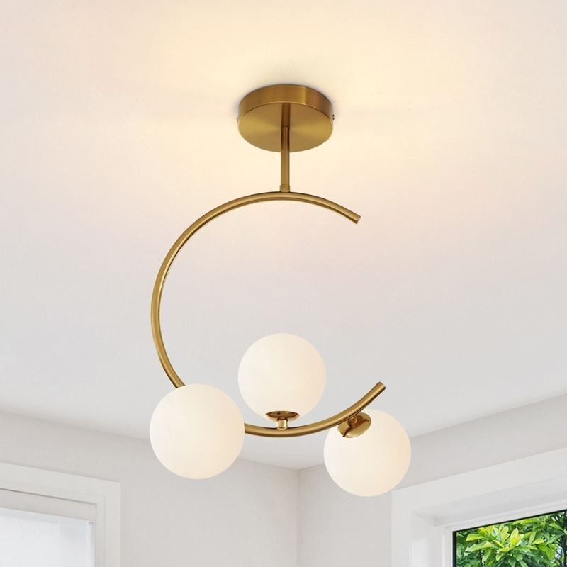 Plafoniera moderna semplice a 3 luci in vetro bianco latte G9 5W