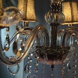 Lampadario moderno a 6 luci con cristalli, finitura cromata