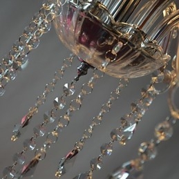 Lampadario moderno a 6 luci con cristalli, finitura cromata