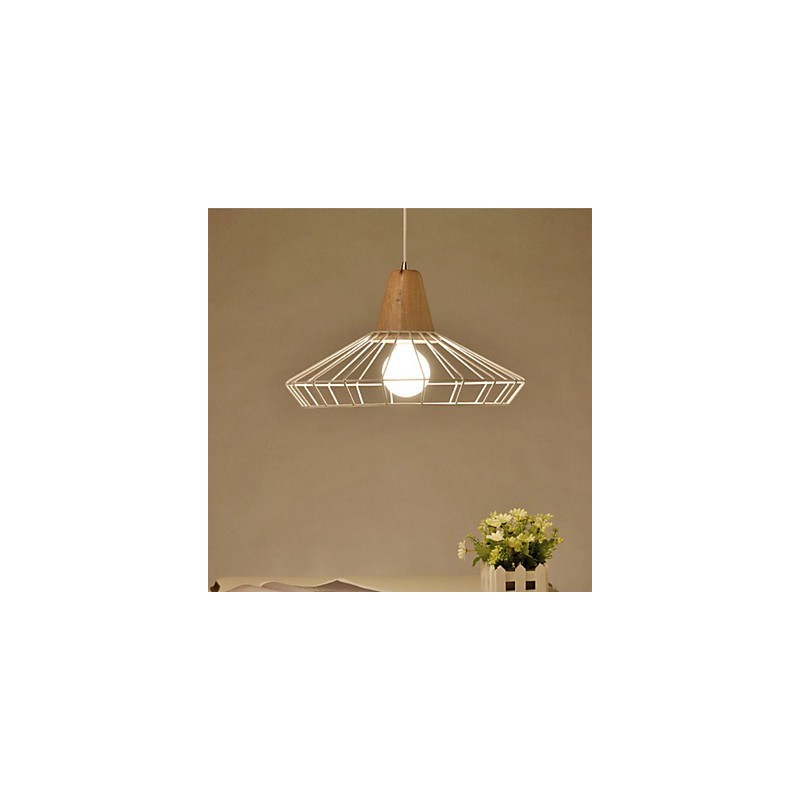 Lampadario mini in metallo bianco con decorazioni in legno o bambù