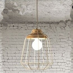 Lampadario mini in metallo bianco con decorazioni in legno o bambù