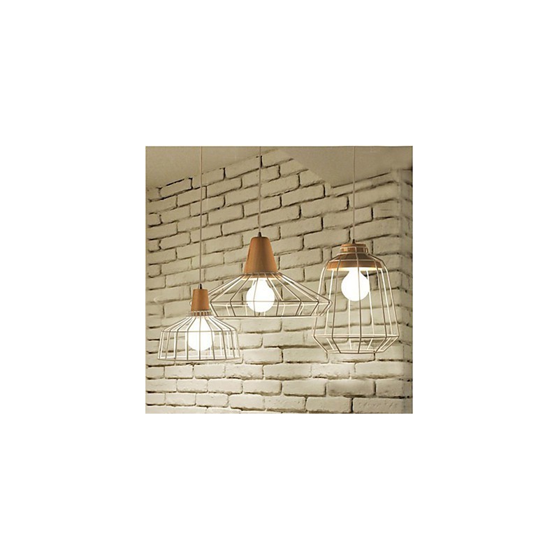 Lampadario mini in metallo bianco con decorazioni in legno o bambù
