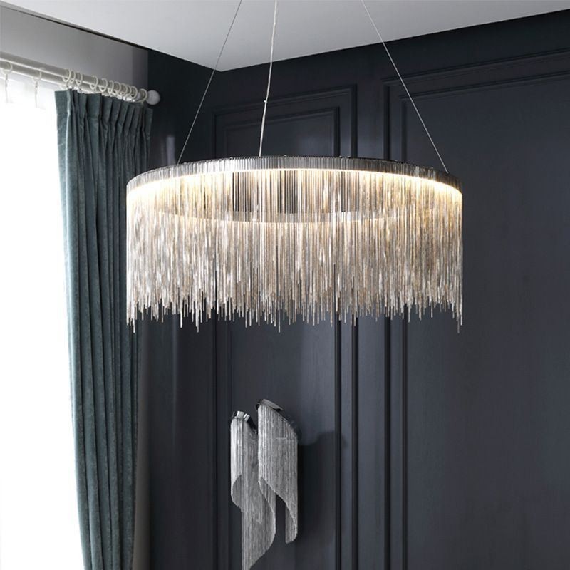Lampadario a sospensione rotondo con nappina di lusso