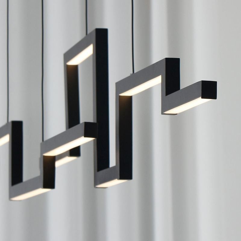 Lampadario a sospensione LED nero in acrilico 30W 24×121 cm
