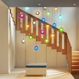 Lampadario moderno a sfere di vetro colorato
