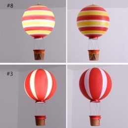 Lampada a sospensione a palloncino colorata con decorazione in acrilico