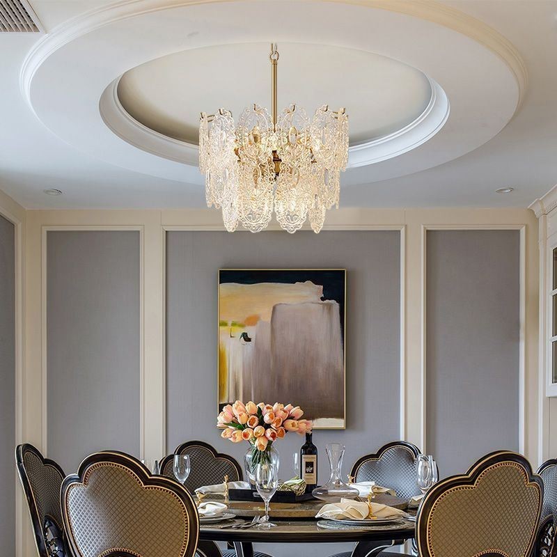 Lampadario moderno in vetro con decorazioni in bronzo e oro