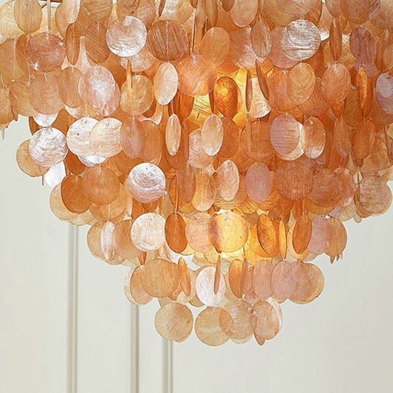 Lampadario a sospensione rotondo a strati in conchiglia naturale marrone chiaro e nero