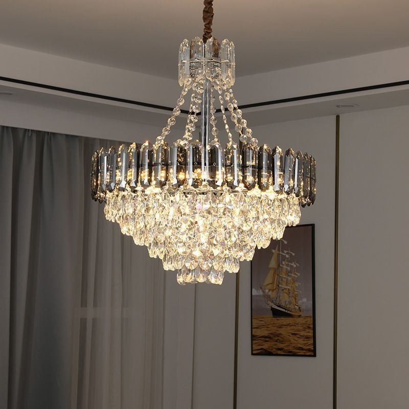 Lampadario a sospensione in cristallo conico