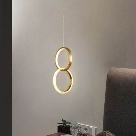 Lampada a sospensione LED con anelli in ottone e paralume in acrilico