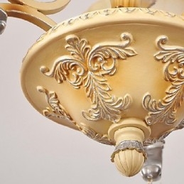 Lampadario classico in cristallo dipinto bianco
