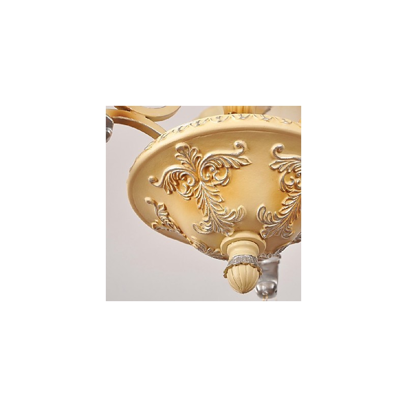 Lampadario classico in cristallo dipinto bianco