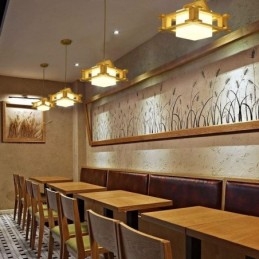 Lampada a sospensione nordica in quercia con paralume in vetro smerigliato Cafe