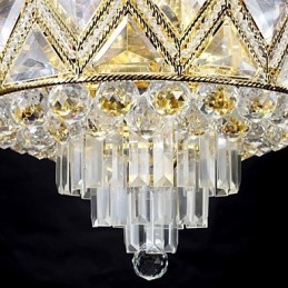 Lampadario classico tradizionale in metallo dipinto e cristallo 60x40 cm
