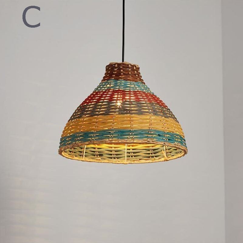 Lampada a sospensione in bambù e rattan intrecciato a mano con strisce colorate