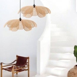 Lampada a sospensione in rattan intrecciato a mano Petal Wabi Sabi