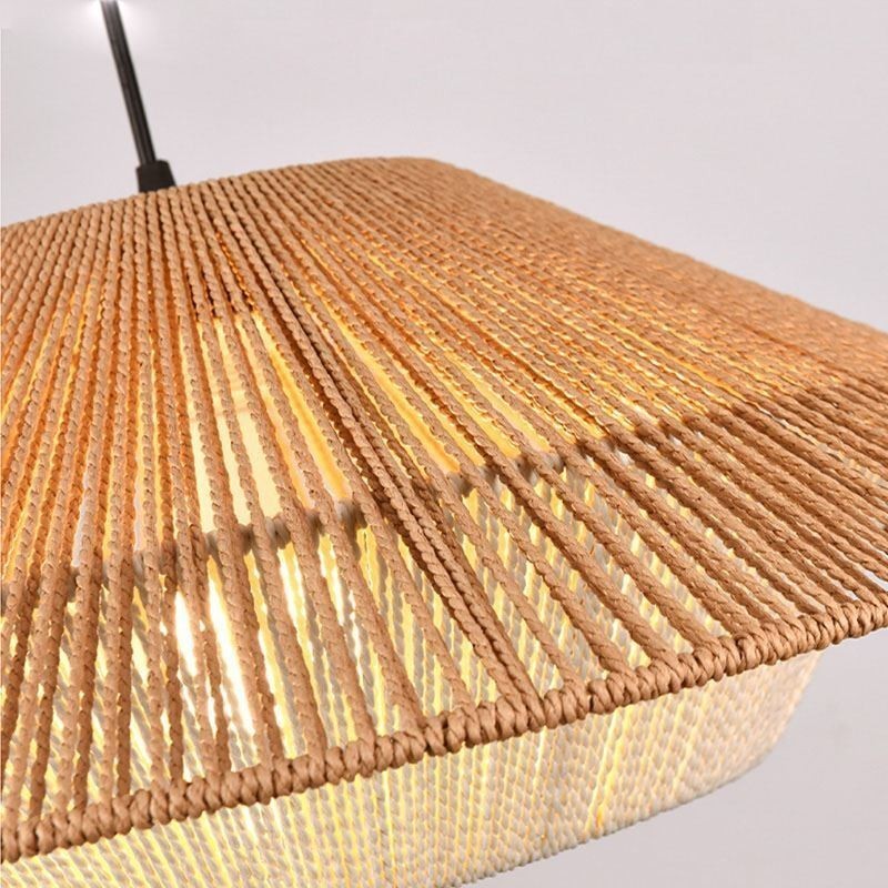 Lampada a sospensione in corda di canapa intrecciata a mano