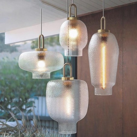 Lampada a sospensione in vetro smerigliato con struttura in ferro, moderna e minimalista