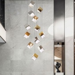 Lampada a sospensione in vetro creativa con paralume e dettagli in metallo