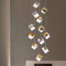 Lampada a sospensione in vetro creativa con paralume e dettagli in metallo