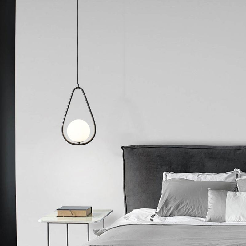 Lampada a sospensione moderna globo in vetro con goccia d’acqua 23×40 cm E12/E14 ottone