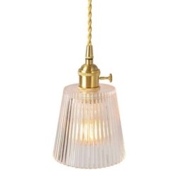 Lampada a sospensione in vetro rigato ottone con paralume a cono e interruttore a torsione