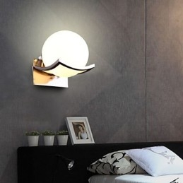 Applique da parete moderna contemporanea in metallo e vetro